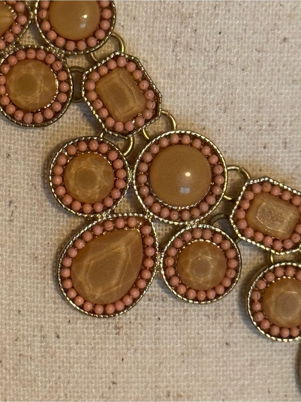 Peach Tan Statement Bib Necklace Gold Tone Faux Stone Beaded Adjustable 21” - Picture 2 of 11